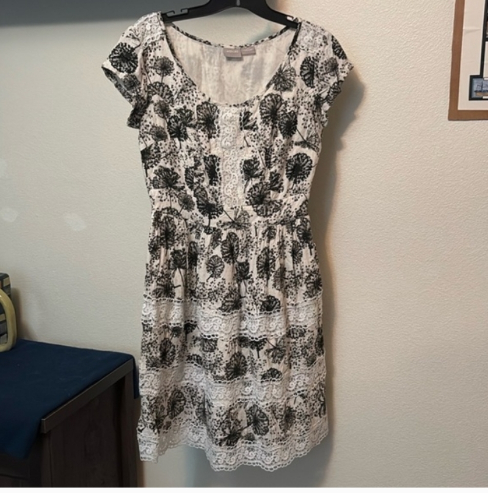 EShakti women’s lace accent Swiss dot flower dandelion dress sz 10 pockets NWOT